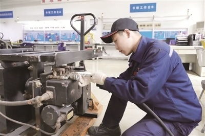 計(jì)算機(jī)及辦公設(shè)備維修 地鐵高效運(yùn)營(yíng)的“定海神針”